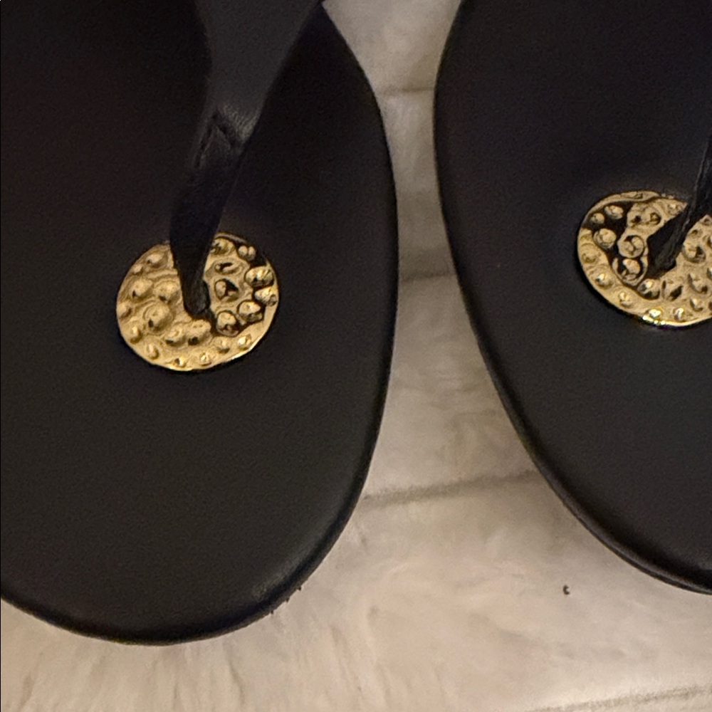 Dolce Vita Black Thong Sandals with Gold Disc Accent - Picture 4 of 5